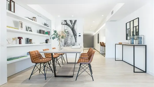 Apartments in Barcelona Eixample - photo 4