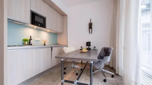 Apartments in Dusseldorf - photo 6