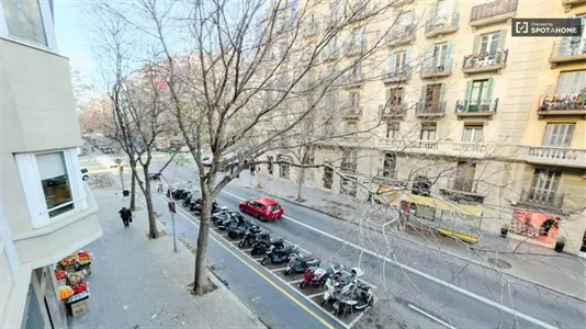 Rooms in Barcelona Eixample - photo 6