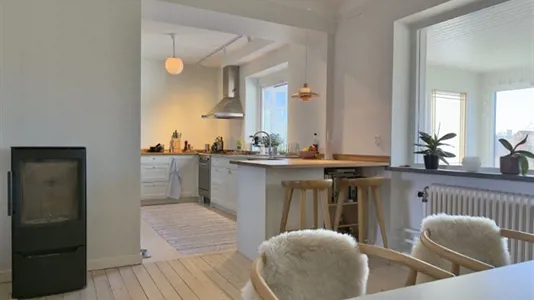 Houses in Landskrona - photo 1