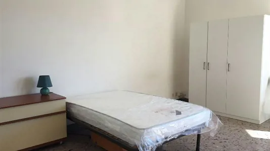 Rooms in Roma Municipio VIII – Appia Antica - photo 3