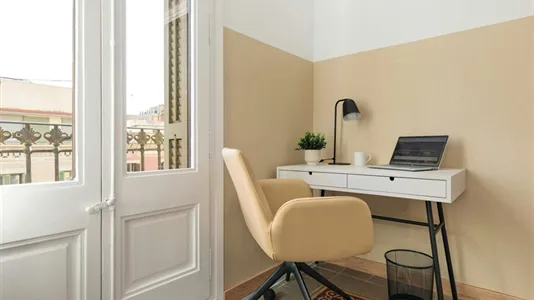 Apartments in Barcelona Eixample - photo 9