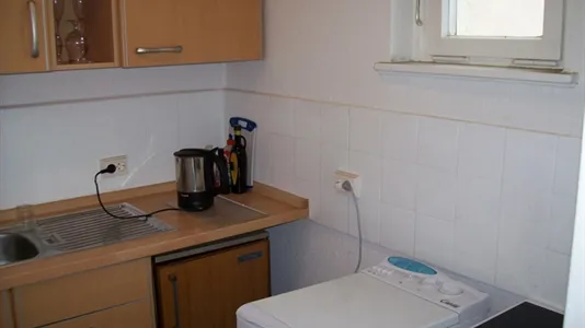 Rooms in Berlin Mitte - photo 9