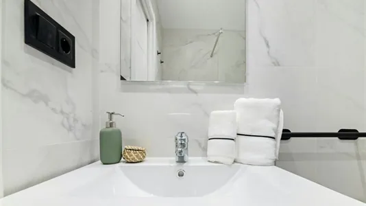 Rooms in Barcelona Sarrià-St. Gervasi - photo 8