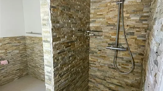 Houses in Sartène - photo 9