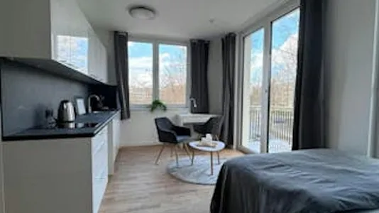 Apartments in Berlin Steglitz-Zehlendorf - photo 9