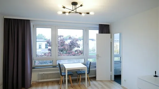 Apartments in Frankfurt Süd - photo 3