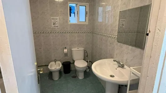 Rooms in Málaga - photo 6