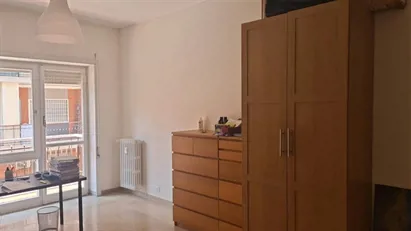 Room for rent in Roma Municipio XIV – Monte Mario, Rome