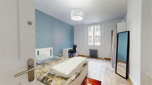 Rooms in Saint-Étienne - photo 5