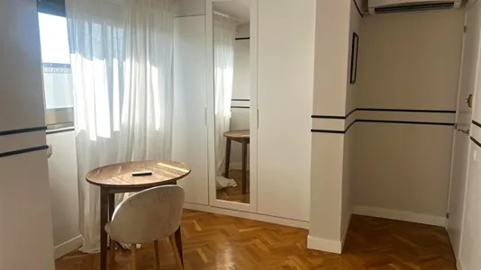 Rooms in Madrid Moncloa-Aravaca - photo 2