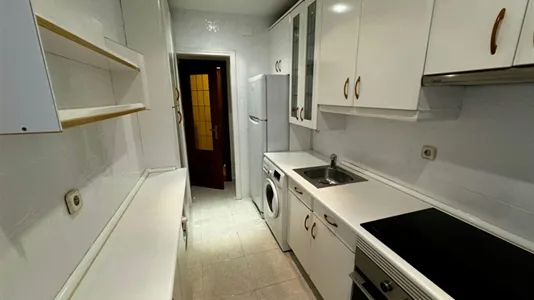 Rooms in Madrid Tetuán - photo 10