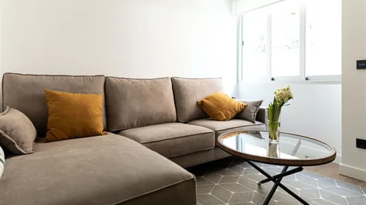 Rooms in Madrid Centro - photo 9