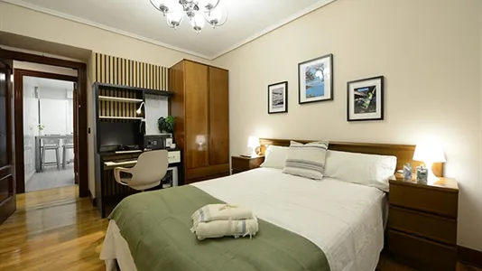 Rooms in Bilbao - photo 6