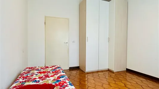 Rooms in Milano Zona 8 - Fiera, Gallaratese, Quarto Oggiaro - photo 5