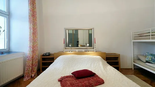 Apartments in Wien Neubau - photo 6