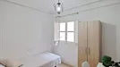 Room for rent, Alicante/Alacant, Comunidad Valenciana, &lt;span class=&quot;blurred street&quot; onclick=&quot;ProcessAdRequest(8942496)&quot;&gt;&lt;span class=&quot;hint&quot;&gt;See streetname&lt;/span&gt;[xxxxxxxxxxxxx]&lt;/span&gt;