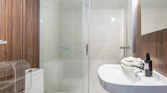 Rooms in Madrid Retiro - photo 8