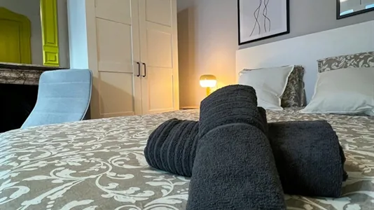 Rooms in Bilbao - photo 3