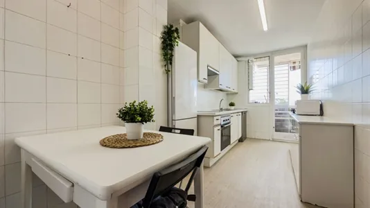 Rooms in Cornellà de Llobregat - photo 7