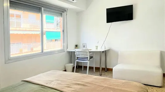 Rooms in Burjassot - photo 4