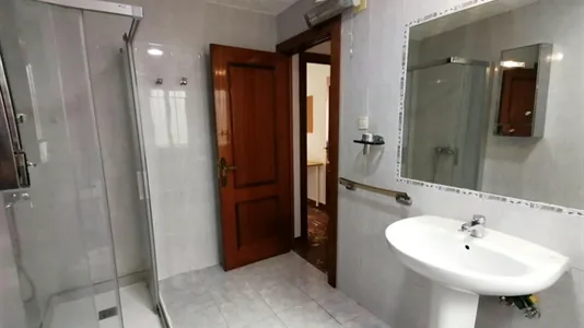 Rooms in Granada - photo 10