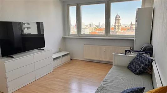 Apartments in Berlin Mitte - photo 1