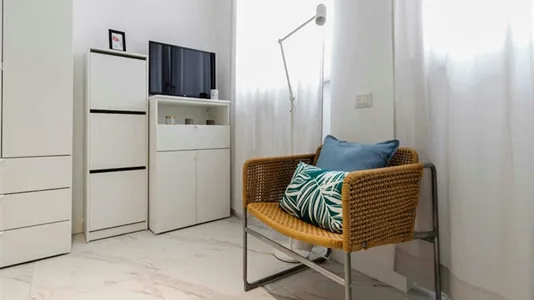 Rooms in Milano Zona 5 - Vigentino, Chiaravalle, Gratosoglio - photo 6