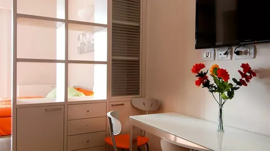 Apartments in Bologna - photo 8