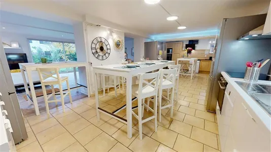 Rooms in Lyon - photo 9