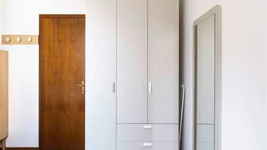 Rooms in Milano Zona 5 - Vigentino, Chiaravalle, Gratosoglio - photo 2