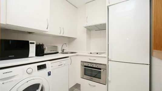 Apartments in Madrid Hortaleza - photo 8