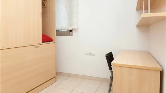 Rooms in L'Hospitalet de Llobregat - photo 4