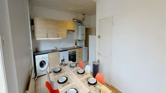 Rooms in Paris 7ème arrondissement - photo 8