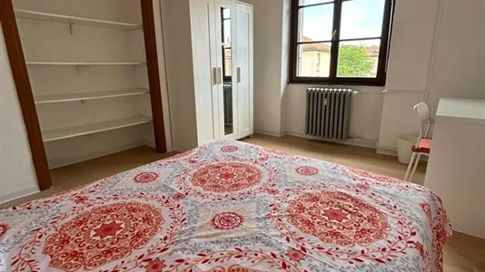 Rooms in Milano Zona 8 - Fiera, Gallaratese, Quarto Oggiaro - photo 4