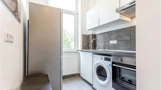 Rooms in Frankfurt Süd - photo 7