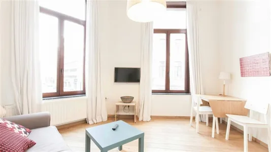 Apartments in Brussels Sint-Gillis - photo 4