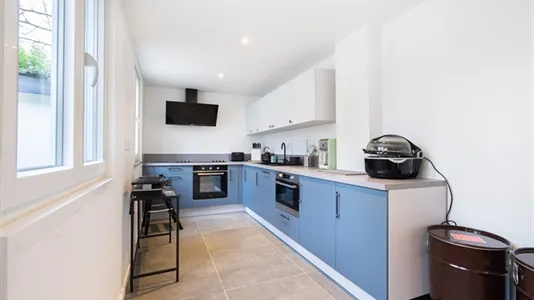 Rooms in Charleroi - photo 6