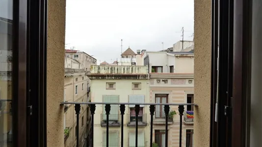 Rooms in Barcelona Ciutat Vella - photo 5