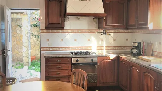 Houses in Cadaval - photo 5