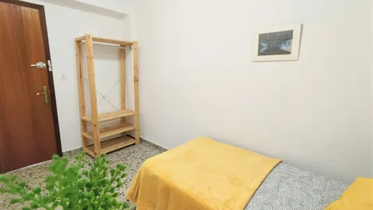Rooms in Burjassot - photo 4
