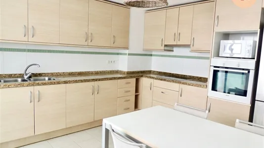 Rooms in Castellón de la Plana/Castelló de la Plana - photo 4