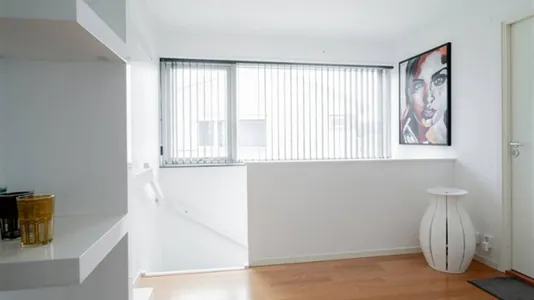 Houses in Södertälje - photo 8