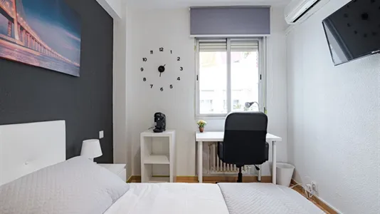 Rooms in Alcalá de Henares - photo 4
