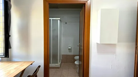 Rooms in Roma Municipio XI – Arvalia/Portuense - photo 5