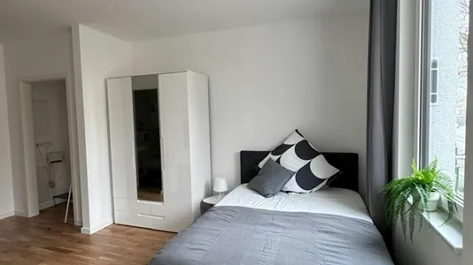 Apartments in Berlin Steglitz-Zehlendorf - photo 6