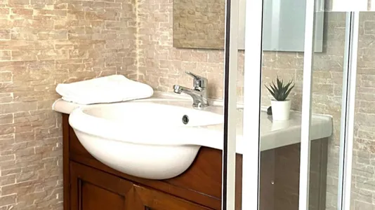 Apartments in Valencia Ciutat Vella - photo 6