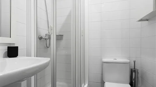 Rooms in Madrid Chamberí - photo 8