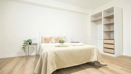 Rooms in Valencia L'Eixample - photo 3