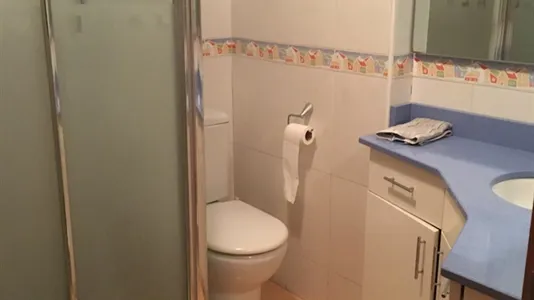 Rooms in Aranguren - photo 4